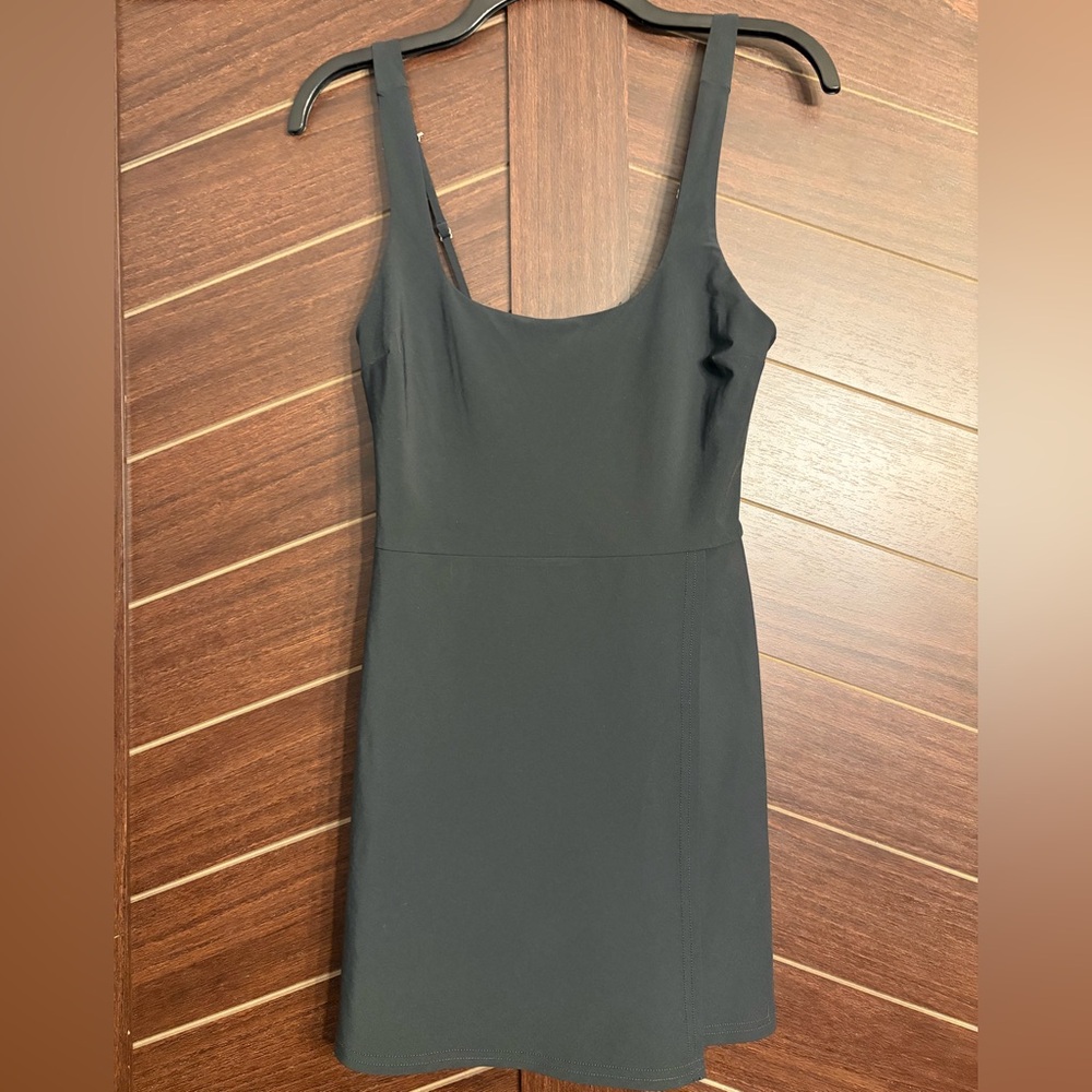 Abercrombie & Fitch traveler mini dress with shorts underneath and hidden pocket